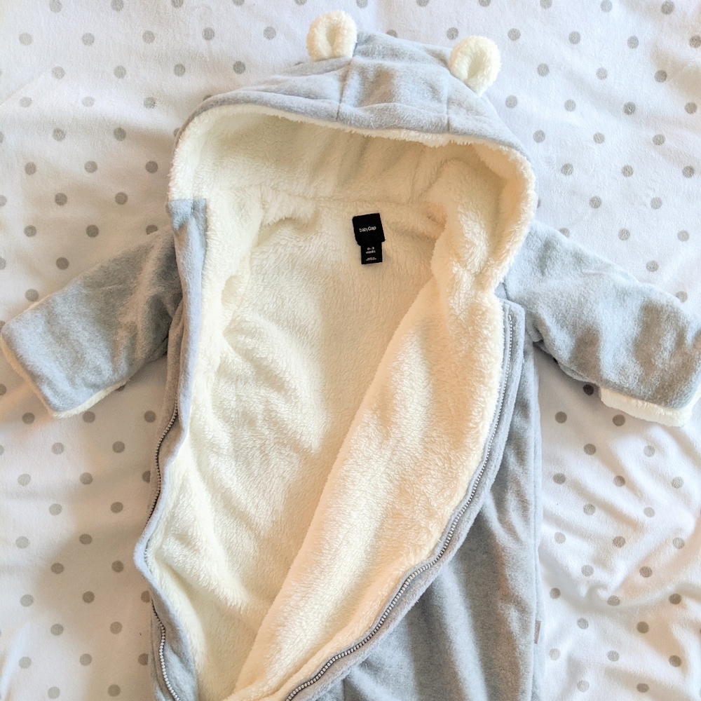 Baby GAP one piece fleece 0-3 months
